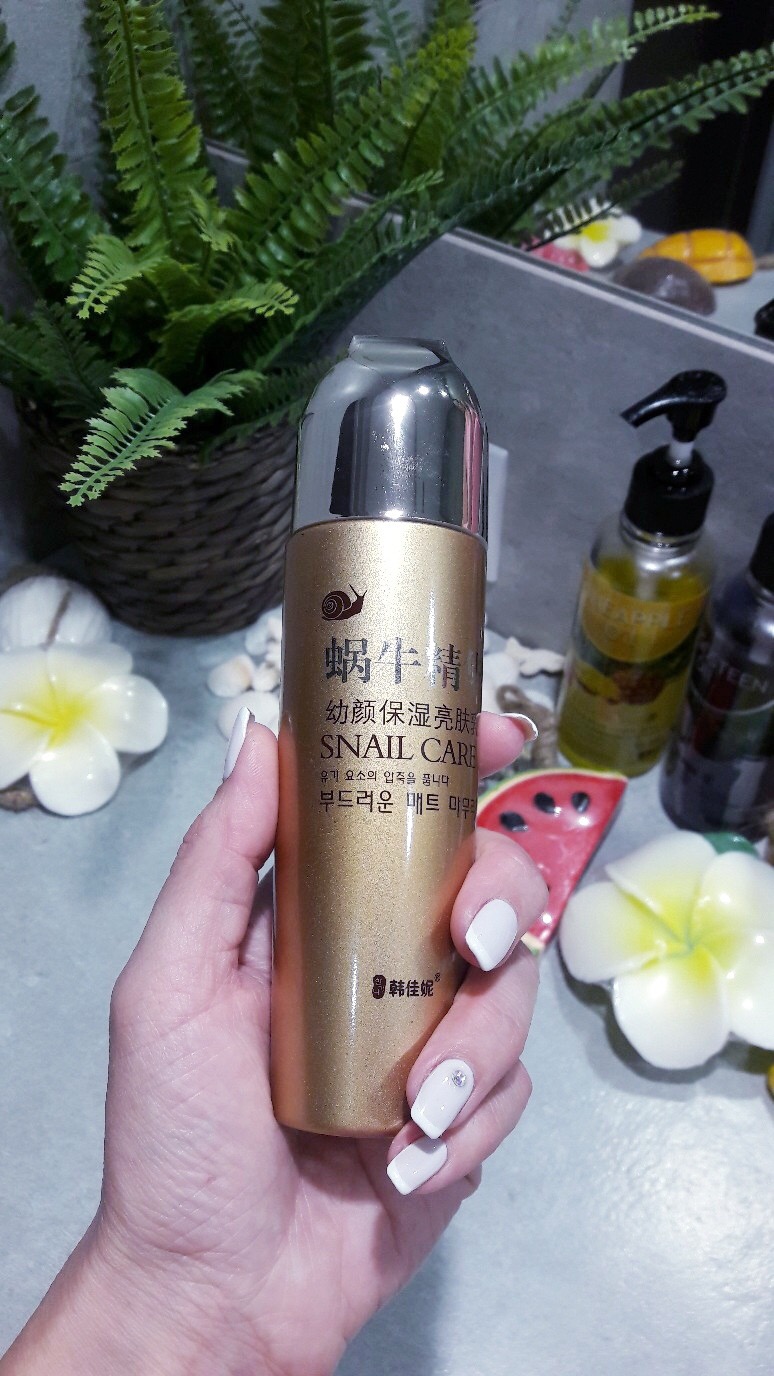 Тайская эмульсия для лица с улиткой Belov Snail Care Han Jia Ne Facial Emulsion купить в Москве.